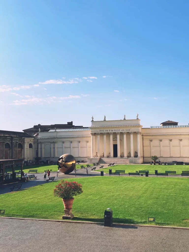 Cortile della Pigna - Musei Vaticani
